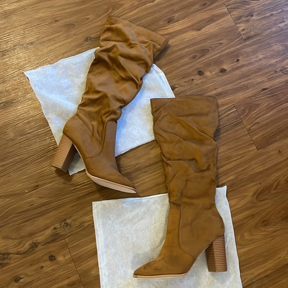 ☃️BOGO50%☃️🆕🤎JULIET HOLY: Chunky Heel Square Toe Boot ✨WIDE CALF FRIENDLY✨SIZE 9 - Picture 9 of 12